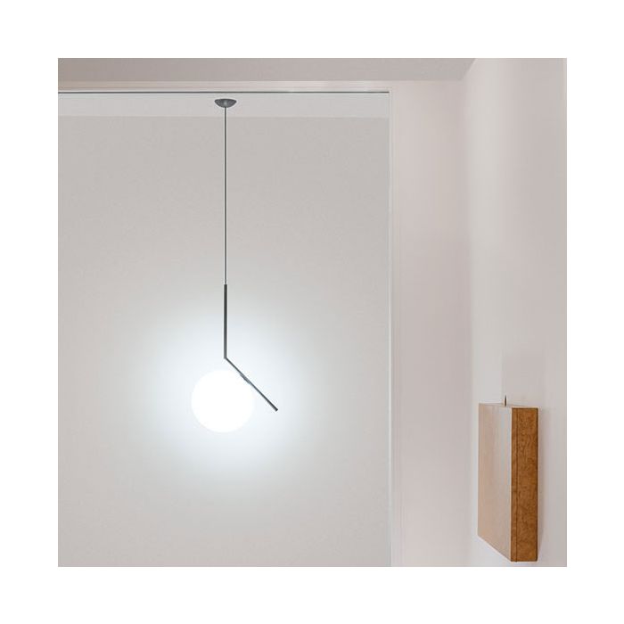 Suspension IC S de Michael Anastassiades - Flos-Petit-Chrome-The Woods Gallery