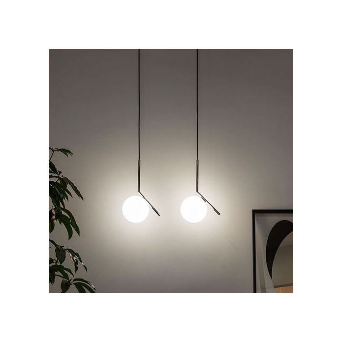 Suspension IC S de Michael Anastassiades - Flos-Petit-Chrome-The Woods Gallery