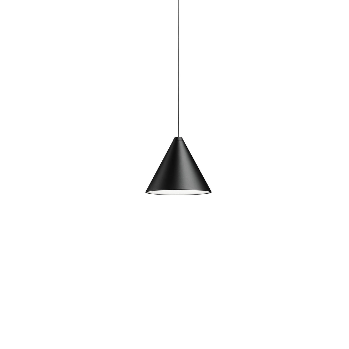 Suspension String Light tête cône de Michael Anastassiades - Flos-12 m-Interrupteur tactile-Noir-The Woods Gallery