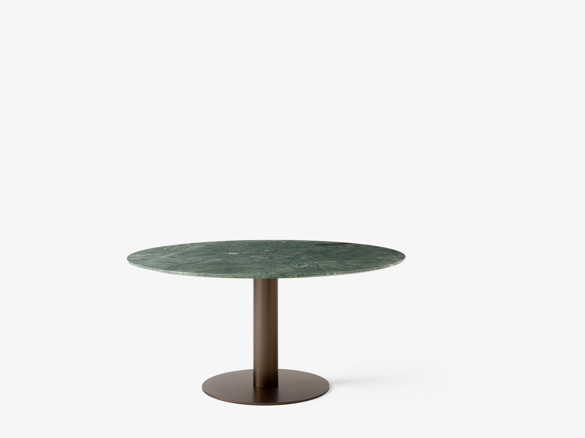 Table à manger carrée In Between SK20 de Sami Kallio - &Tradition-Pied central noir mat-Linoléum Forbo-The Woods Gallery