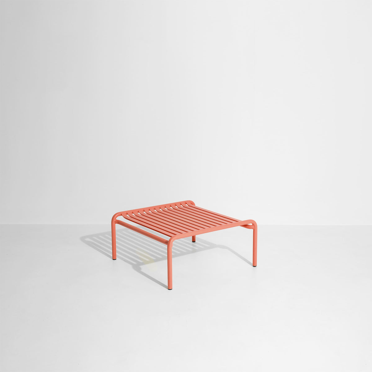 Table basse Week-End de Studio Brichet-Ziegler - Petite Friture-Corail-The Woods Gallery