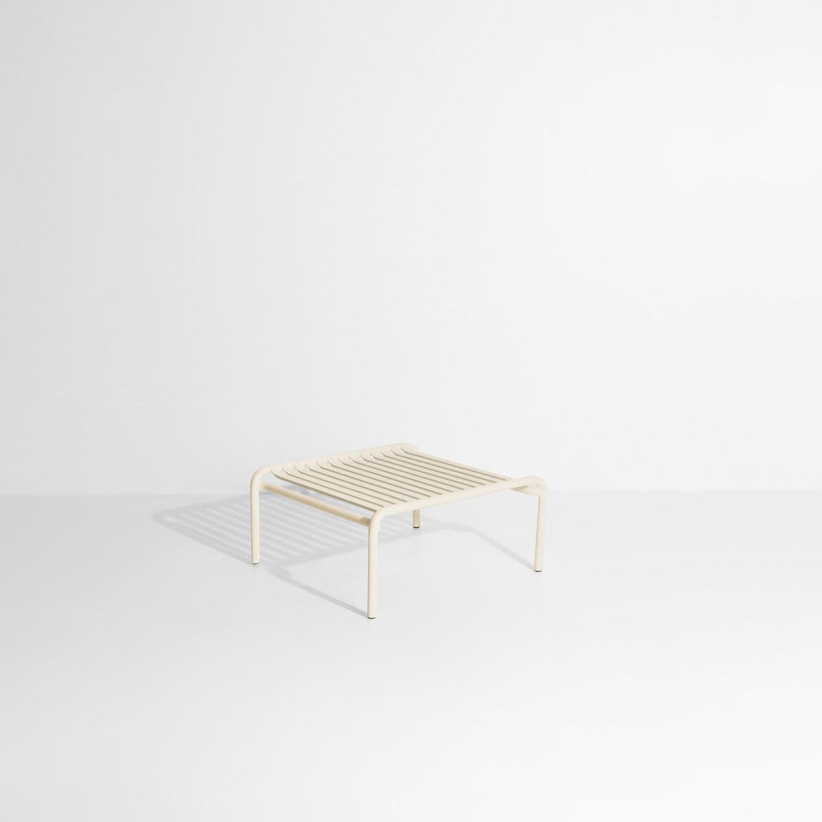 Table basse Week-End de Studio Brichet-Ziegler - Petite Friture-Ivoire-The Woods Gallery