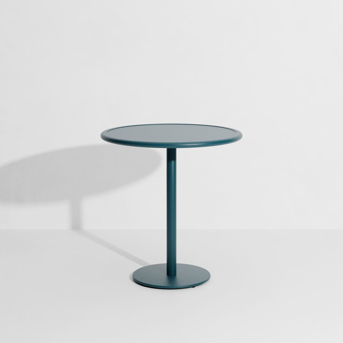 Table bistrot ronde Week-End Ø 70 de Studio Brichet-Ziegler - Petite Friture-Bleu Océan-The Woods Gallery