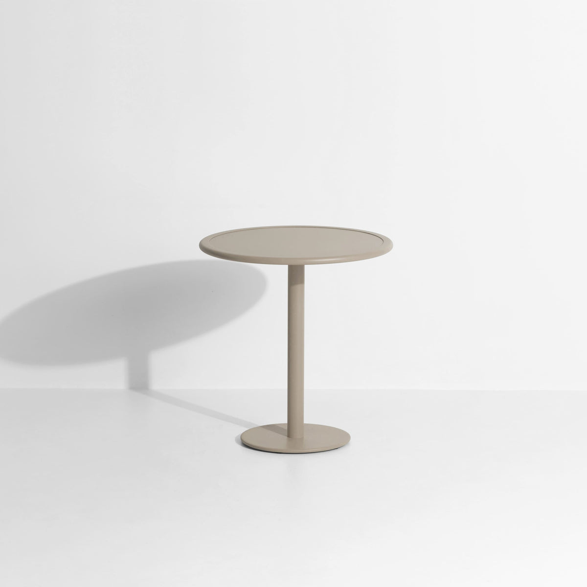 Table bistrot ronde Week-End Ø 70 de Studio Brichet-Ziegler - Petite Friture-Dune-The Woods Gallery