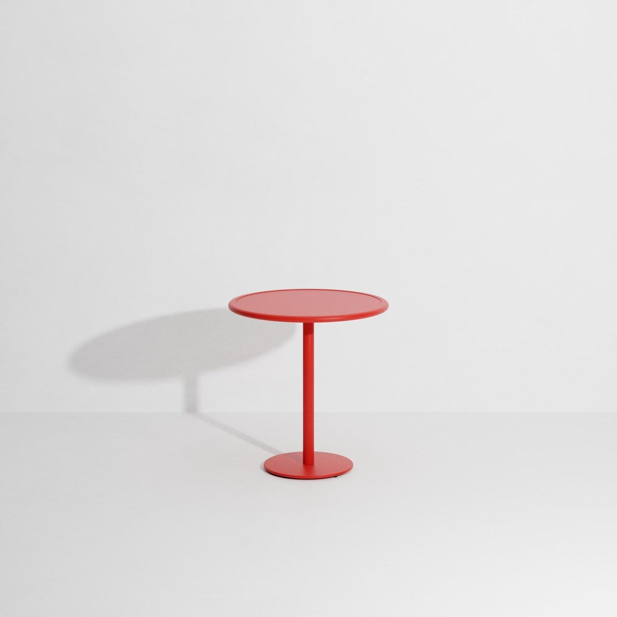 Table bistrot ronde Week-End Ø 70 de Studio Brichet-Ziegler - Petite Friture-Rouge-The Woods Gallery