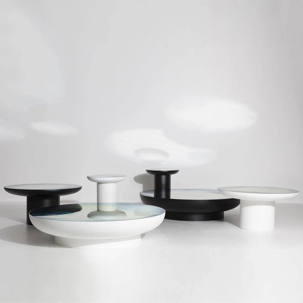 Table d’appoint Francis Small de Constance Guisset Ø 40 - Petite Friture-Noir-The Woods Gallery