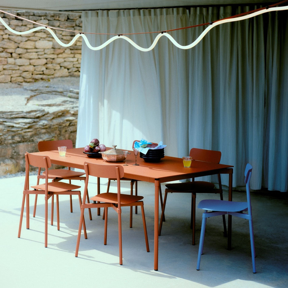 Table rectangulaire L 240 Fromme de Tom Chung - Petite Friture-Noir-The Woods Gallery