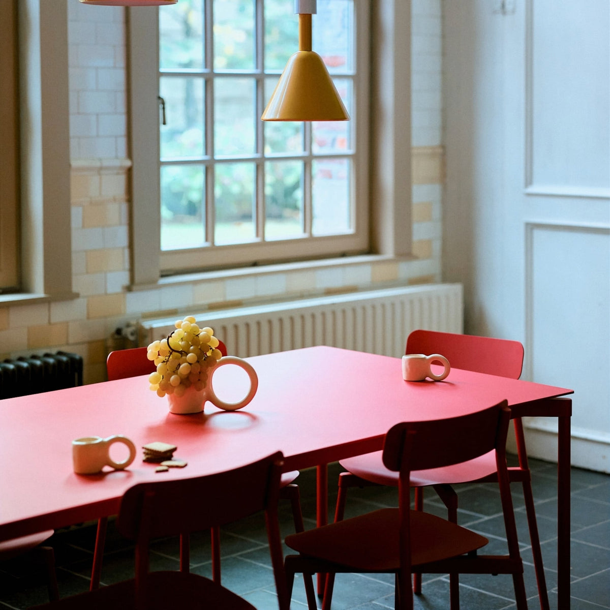 Table rectangulaire L 240 Fromme de Tom Chung - Petite Friture-Noir-The Woods Gallery