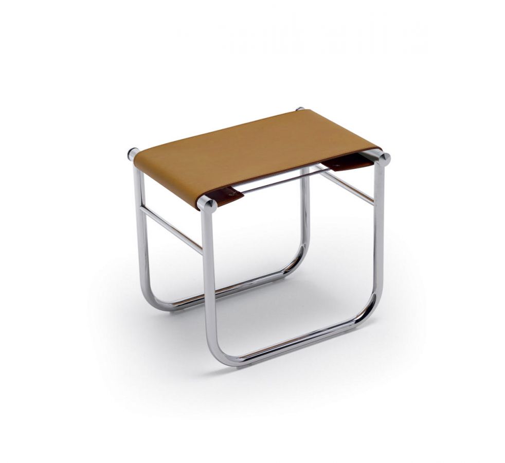 Tabouret "9" en cuir de Charlotte Perriand - Cassina-Cognac-The Woods Gallery