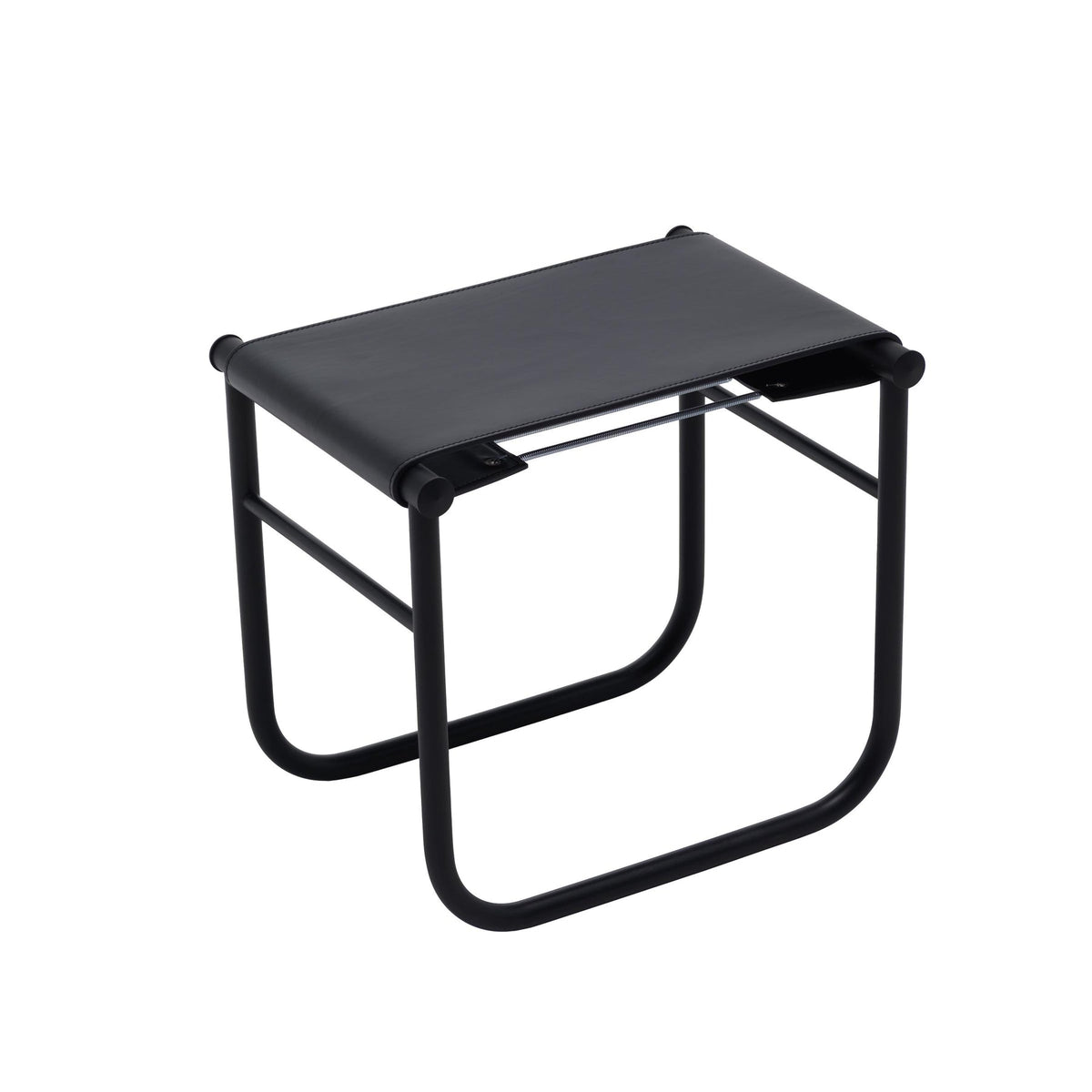 Tabouret "9" en cuir de Charlotte Perriand - Cassina-vue de trois quarts, assise en cuir noir-Cassina