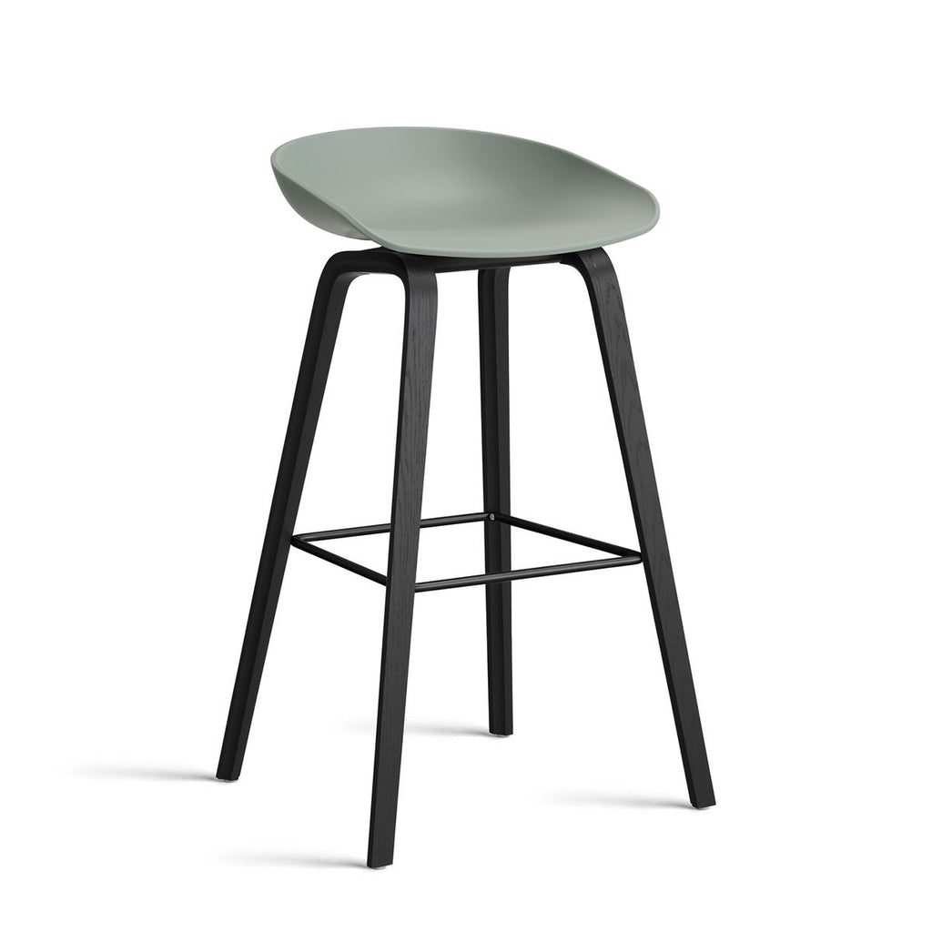 Tabouret About a stool AAS 32 par Hee Welling - Hay-Chêne noir-2-Gris-vert-The Woods Gallery