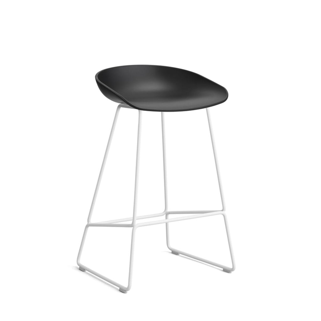 Tabouret About a stool AAS 38 par Hee Welling - Hay-Pieds blanc-1-Noir-The Woods Gallery