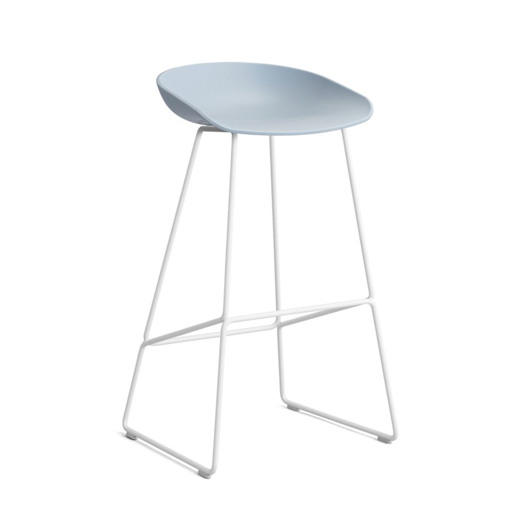 Tabouret About a stool AAS 38 par Hee Welling - Hay-Pieds blanc-2-Bleu ardoise-The Woods Gallery
