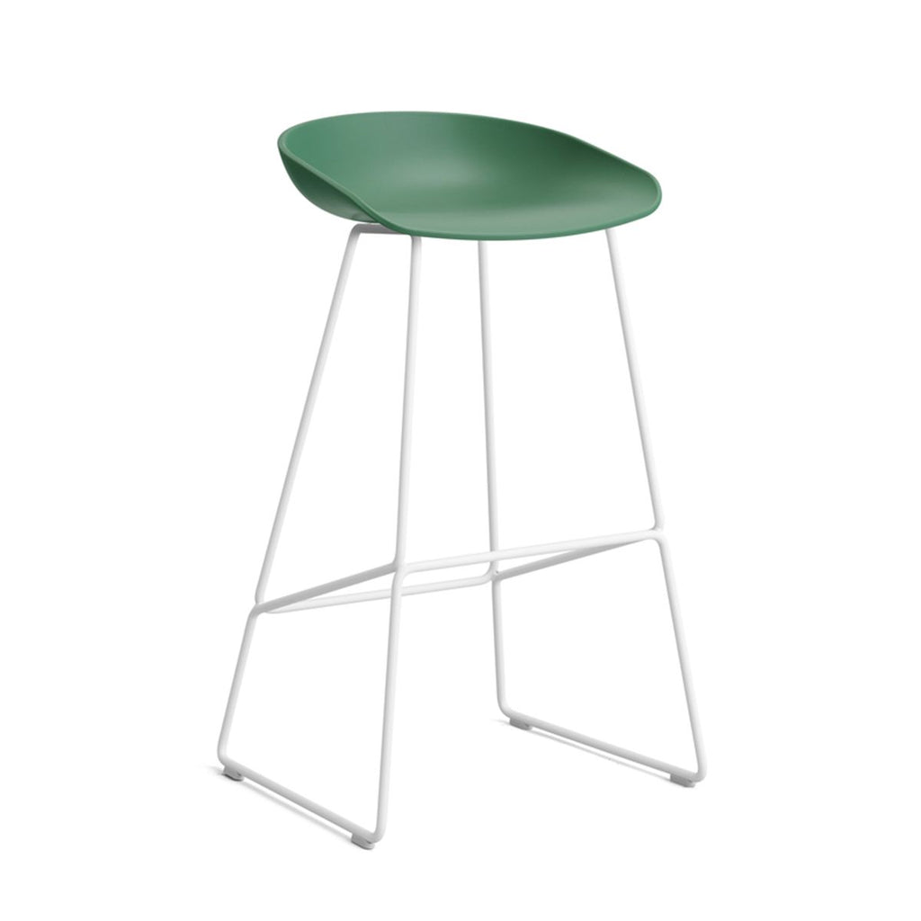 Tabouret About a stool AAS 38 par Hee Welling - Hay-Pieds blanc-2-Vert-The Woods Gallery