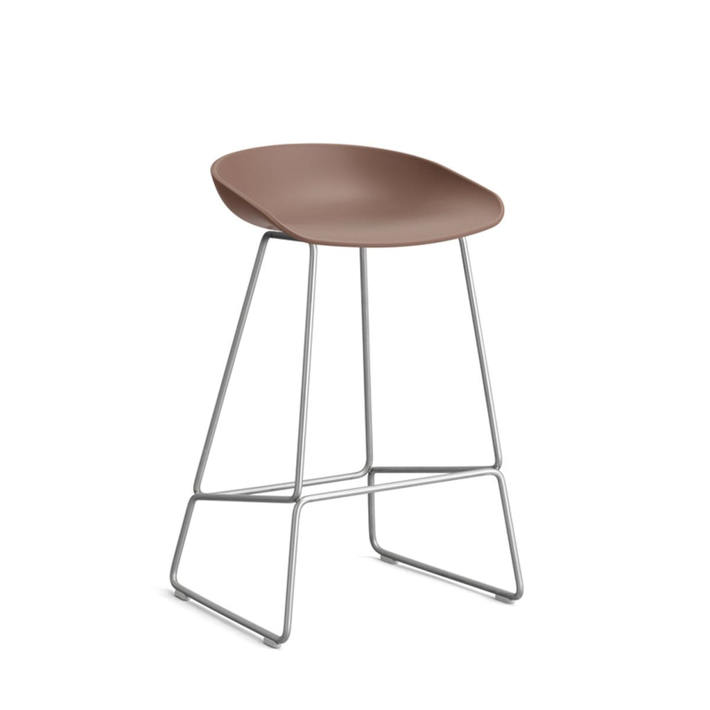 Tabouret About a stool AAS 38 par Hee Welling - Hay-Pieds en acier-1-Brique-The Woods Gallery