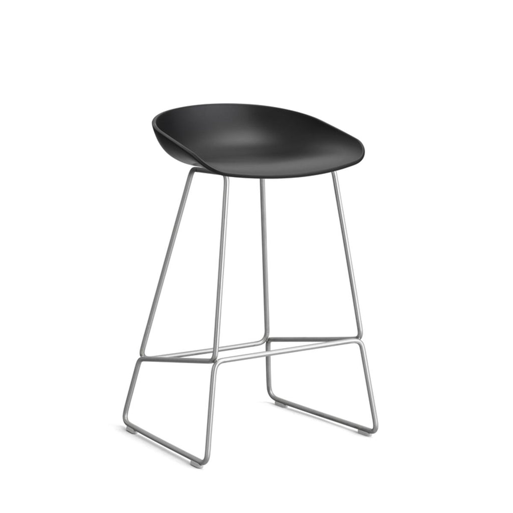 Tabouret About a stool AAS 38 par Hee Welling - Hay-Pieds en acier-1-Noir-The Woods Gallery