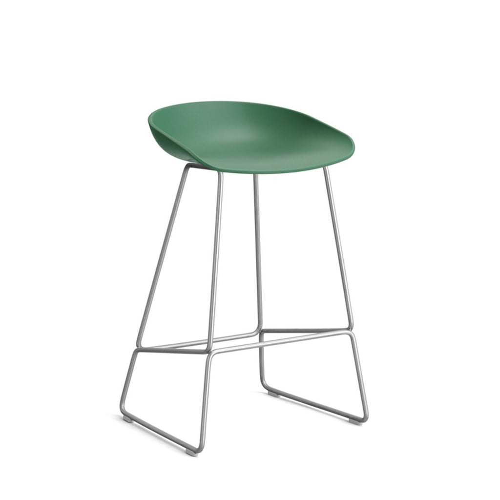 Tabouret About a stool AAS 38 par Hee Welling - Hay-Pieds en acier-1-Vert-The Woods Gallery