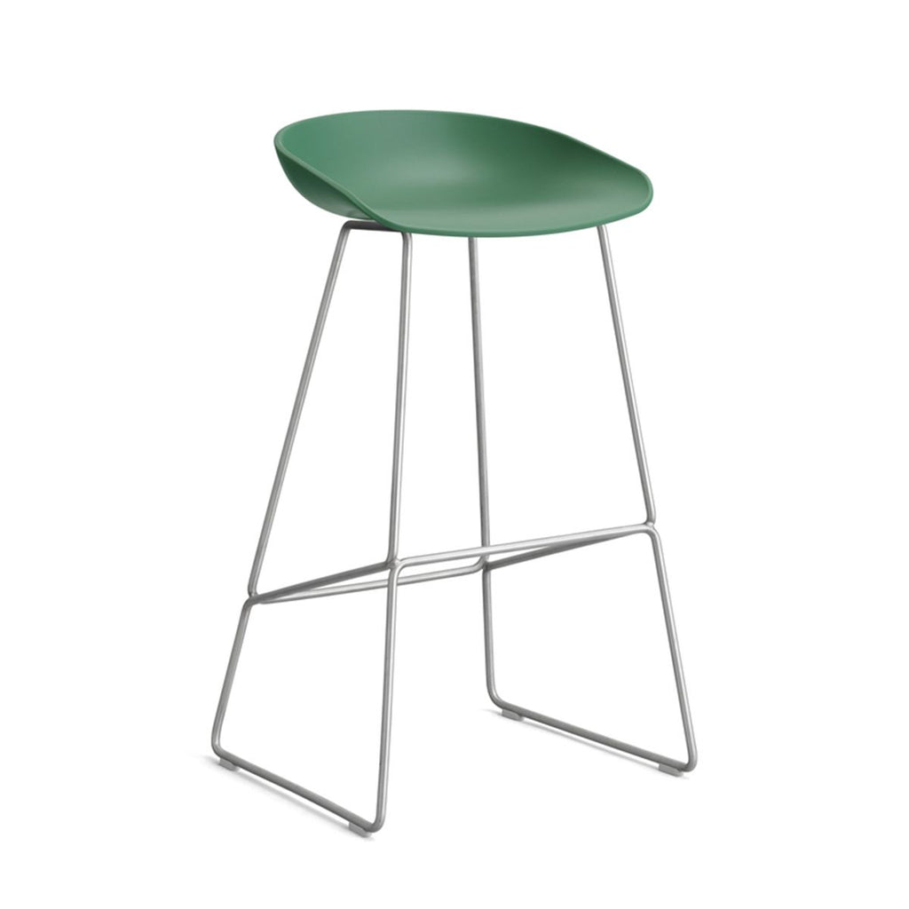 Tabouret About a stool AAS 38 par Hee Welling - Hay-Pieds en acier-2-Vert-The Woods Gallery
