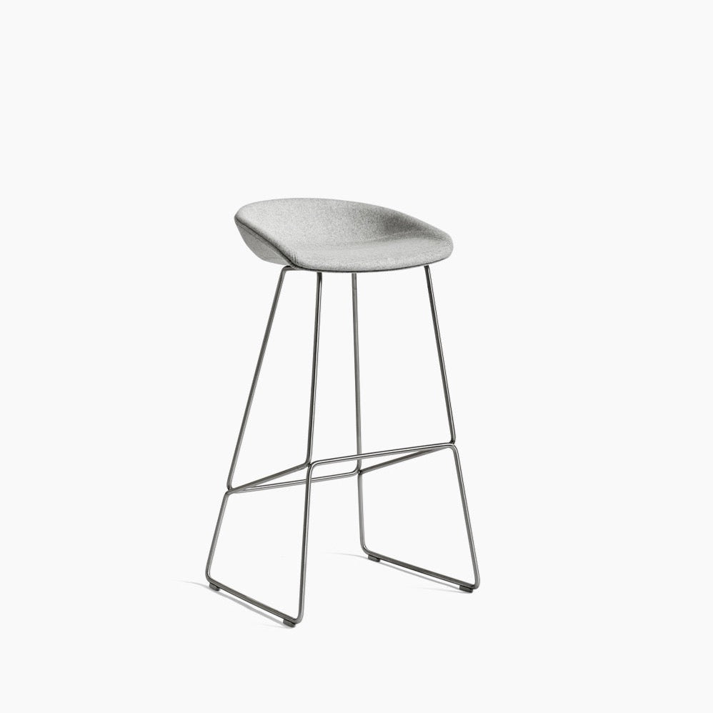Tabouret About a stool AAS 39 par Hee Welling - Hay-Pieds en acier-2-Gris-The Woods Gallery