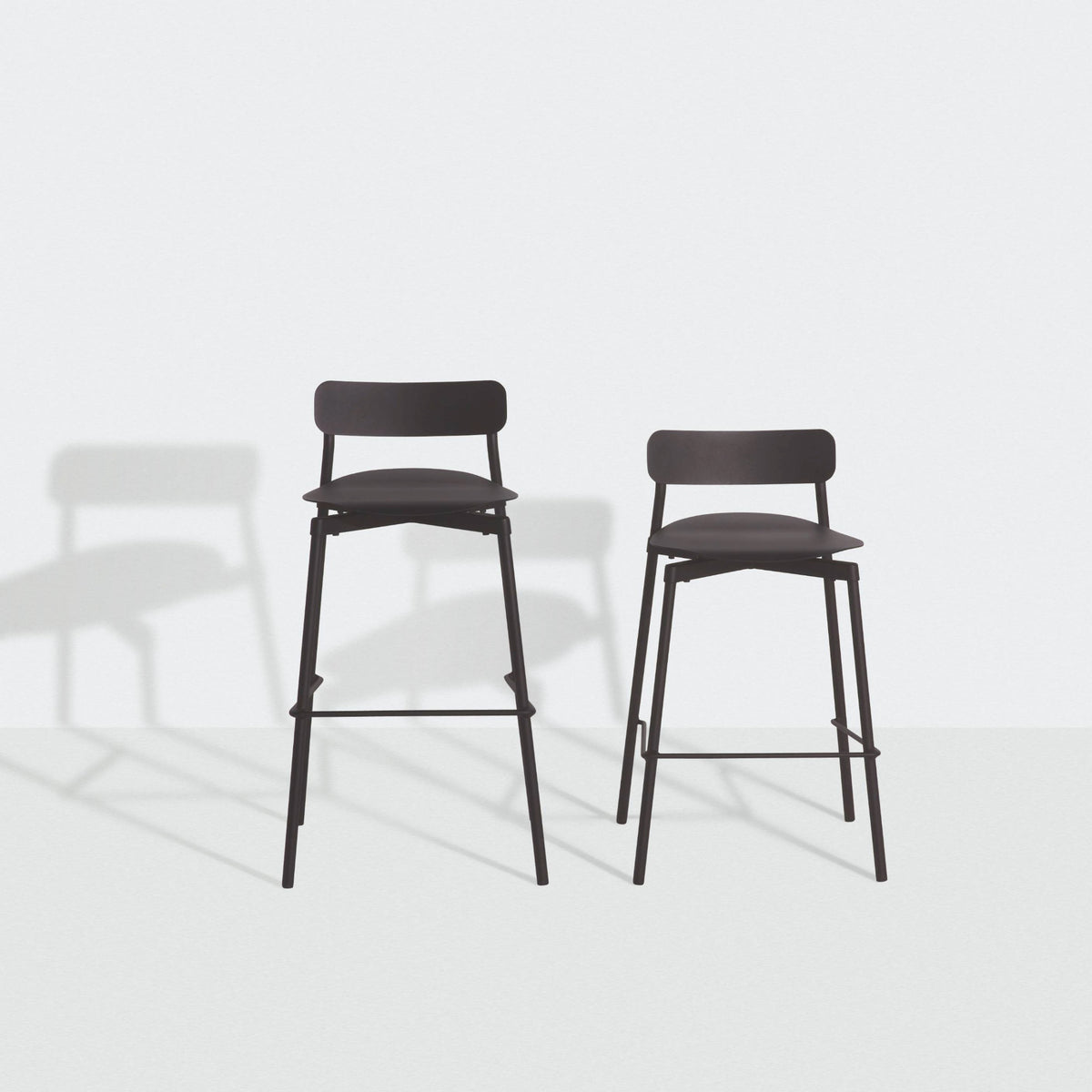 Tabouret de bar Fromme 75 cm de Tom Chung - Petite Friture-Noir-The Woods Gallery