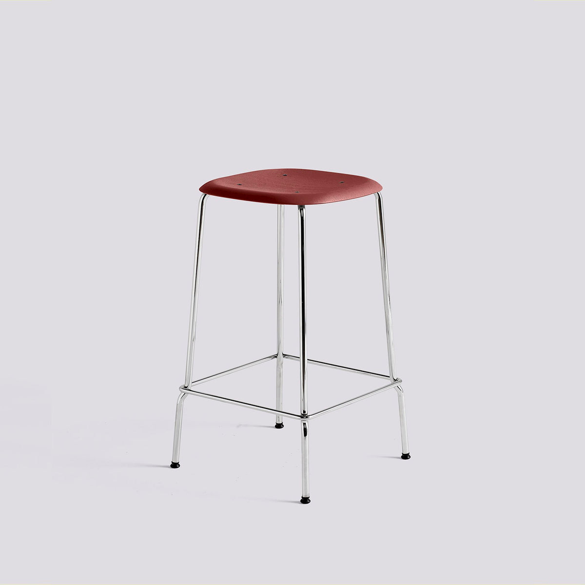 Tabouret de bar Soft Edge 80 de Iskos-Berlin - Hay-Placage de chêne laqué Fall red, assise — Acier chromé, piètement 4 pieds — assise à 65 cm-The Woods Gallery