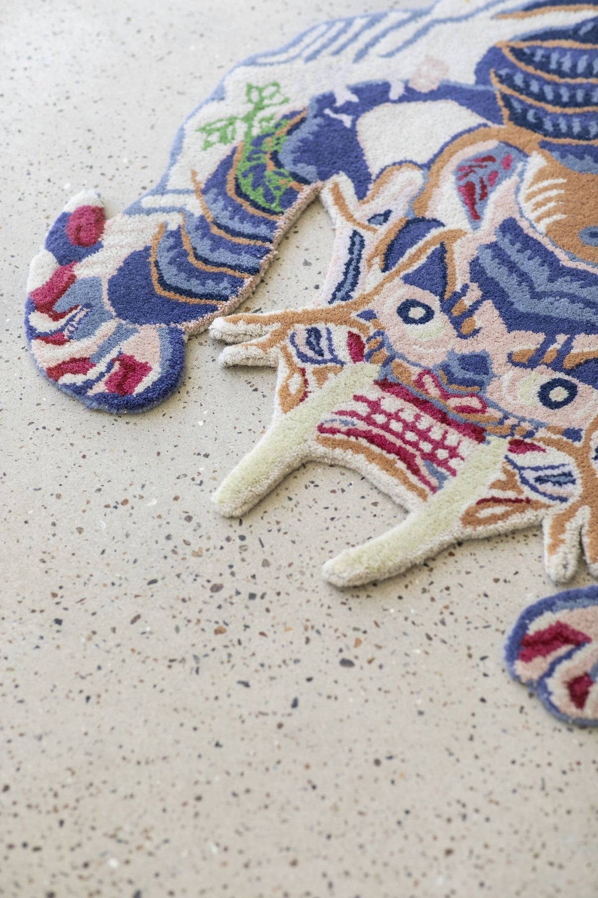 Tapis Burma Dragon - Bongusta-Small-The Woods Gallery