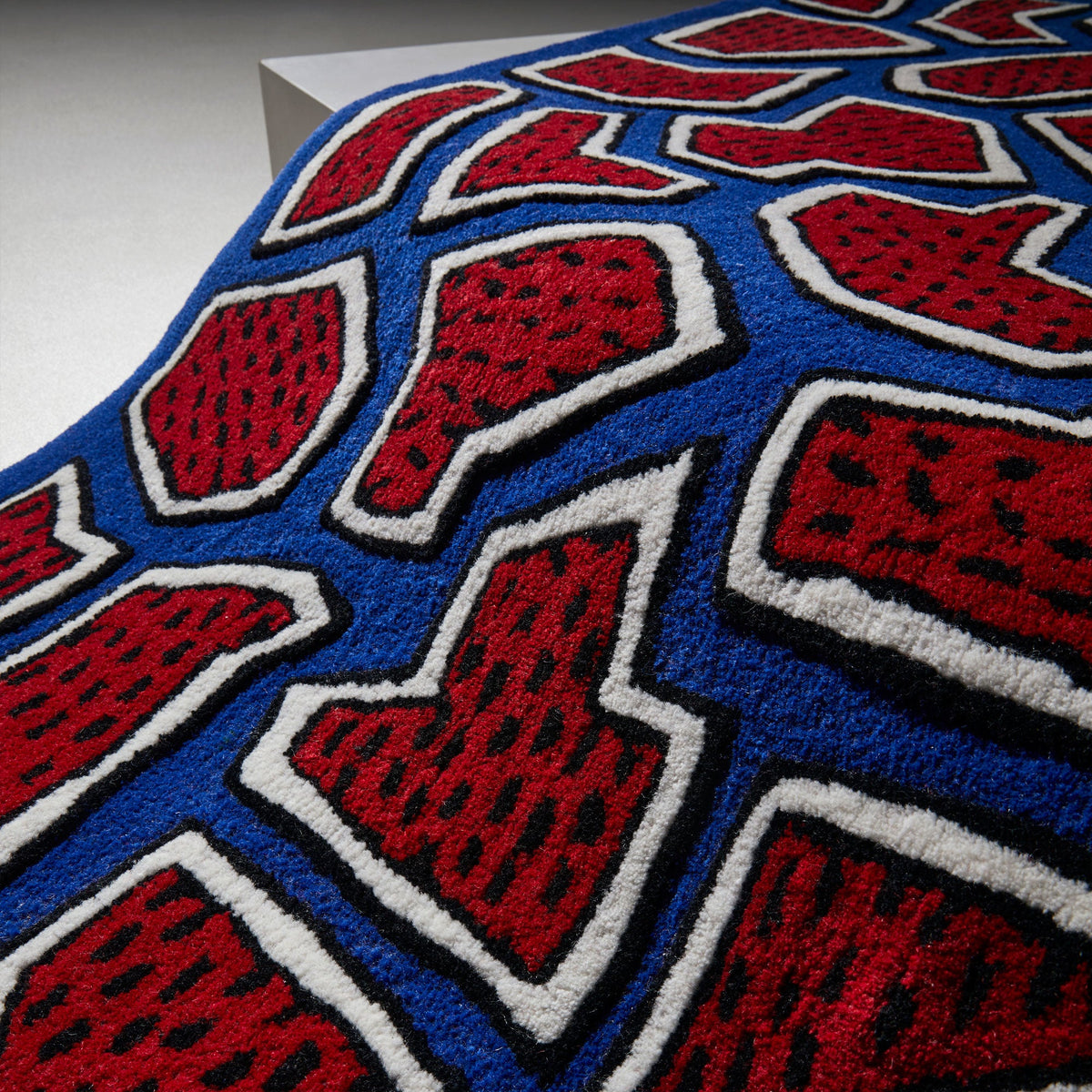 Tapis France de Nathalie du Pasquier - La Chance-The Woods Gallery