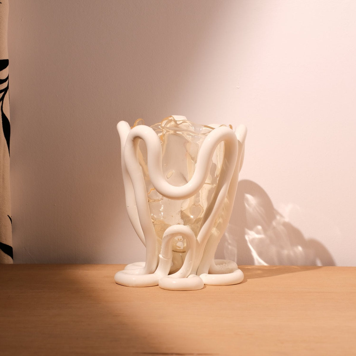 Vase Indian Summer - Clear, Matt White par Gaetano Pesce - Fish Design-S-The Woods Gallery