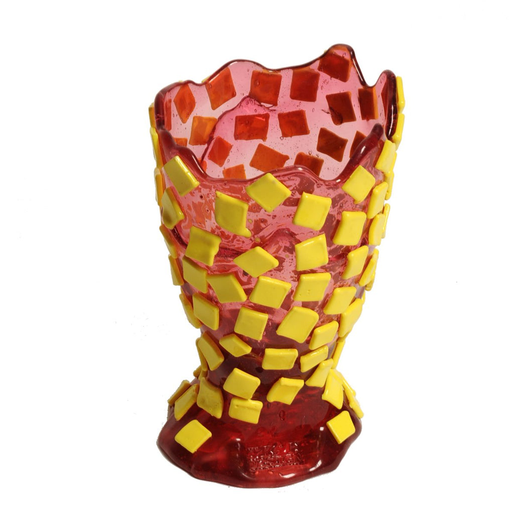Vase Rock - Clear Light Fuchsia And Matt Lemon par Gaetano Pesce - Fish Design-S-The Woods Gallery