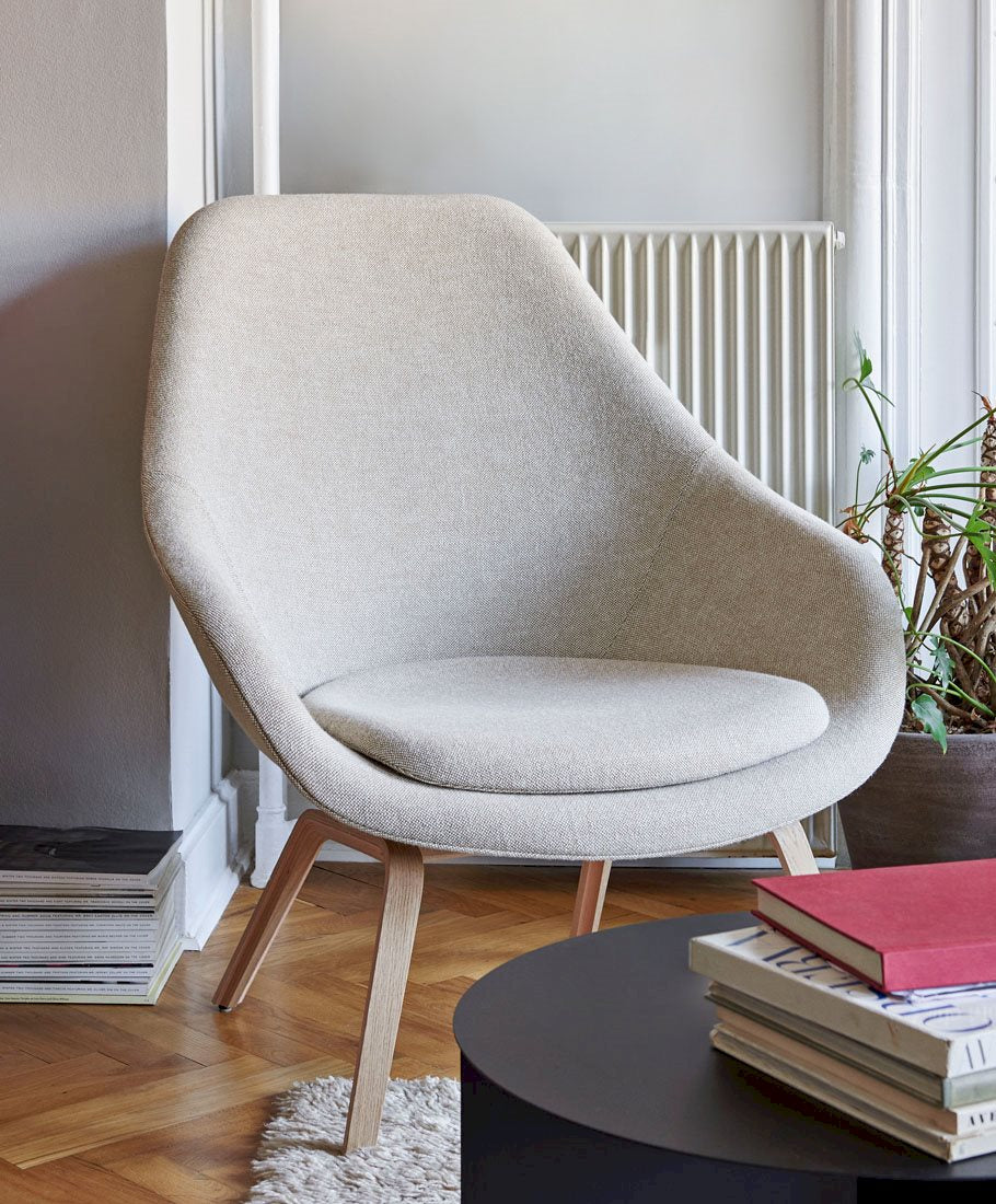 Fauteuil lounge About A Lounge AAL 93 de Hee Welling - Hay