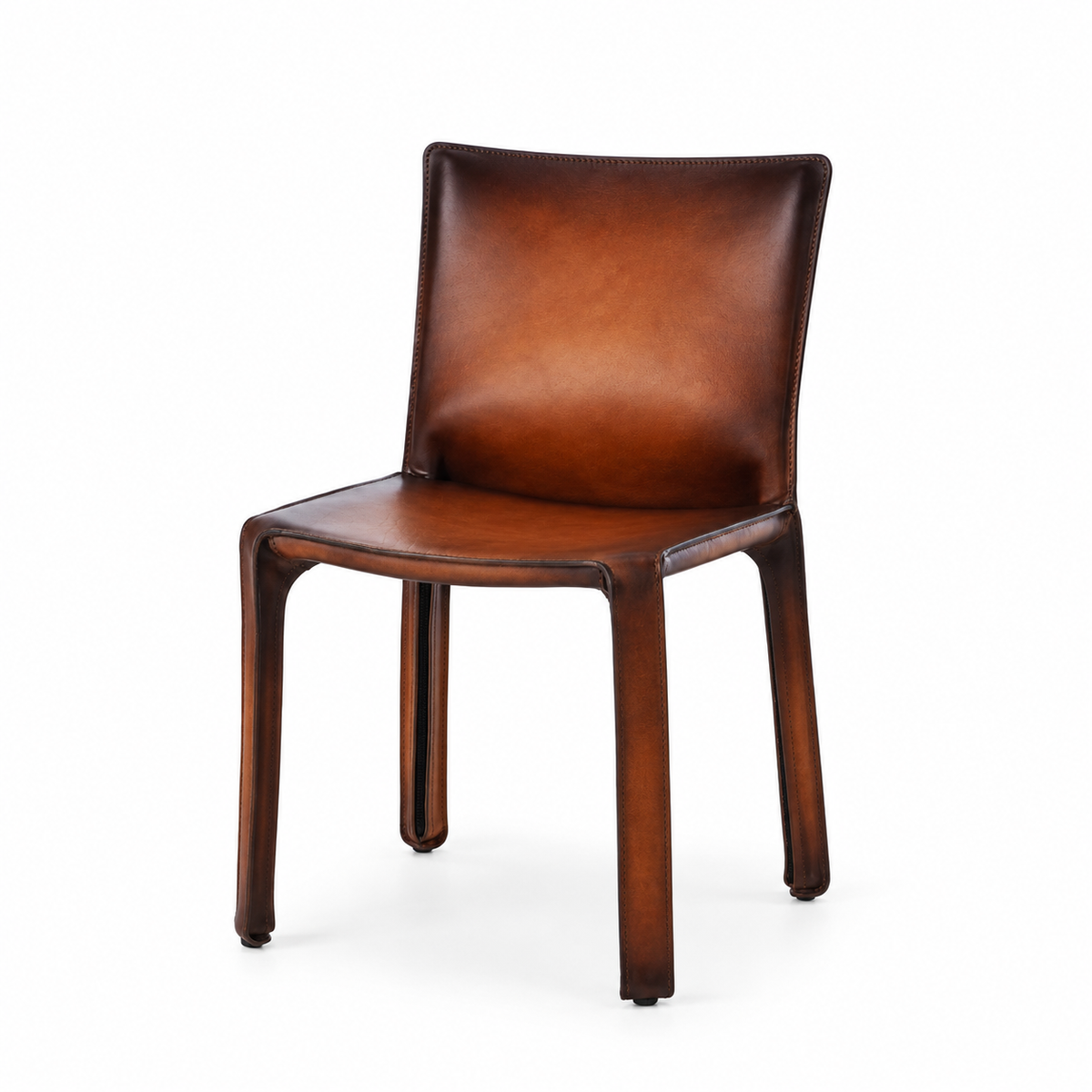 Chaise CAB 412 de Mario Bellini - Cassina-cuir Marron glacé nuancé main, visuel de synthèse réalisé d&