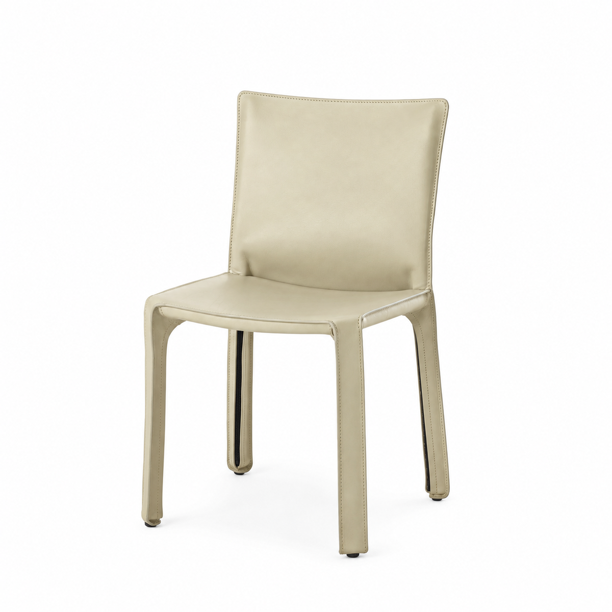Chaise CAB 412 de Mario Bellini - Cassina-cuir Ivoire mat, visuel de synthèse réalisé d&