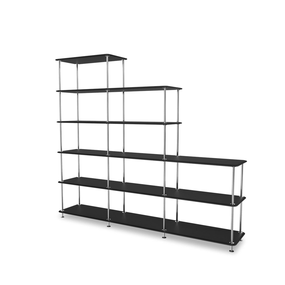 Etagère Free 542000 Montana, tablettes 207 Black et structure 44C Chrome, vue de trois quarts sur fond blanc
