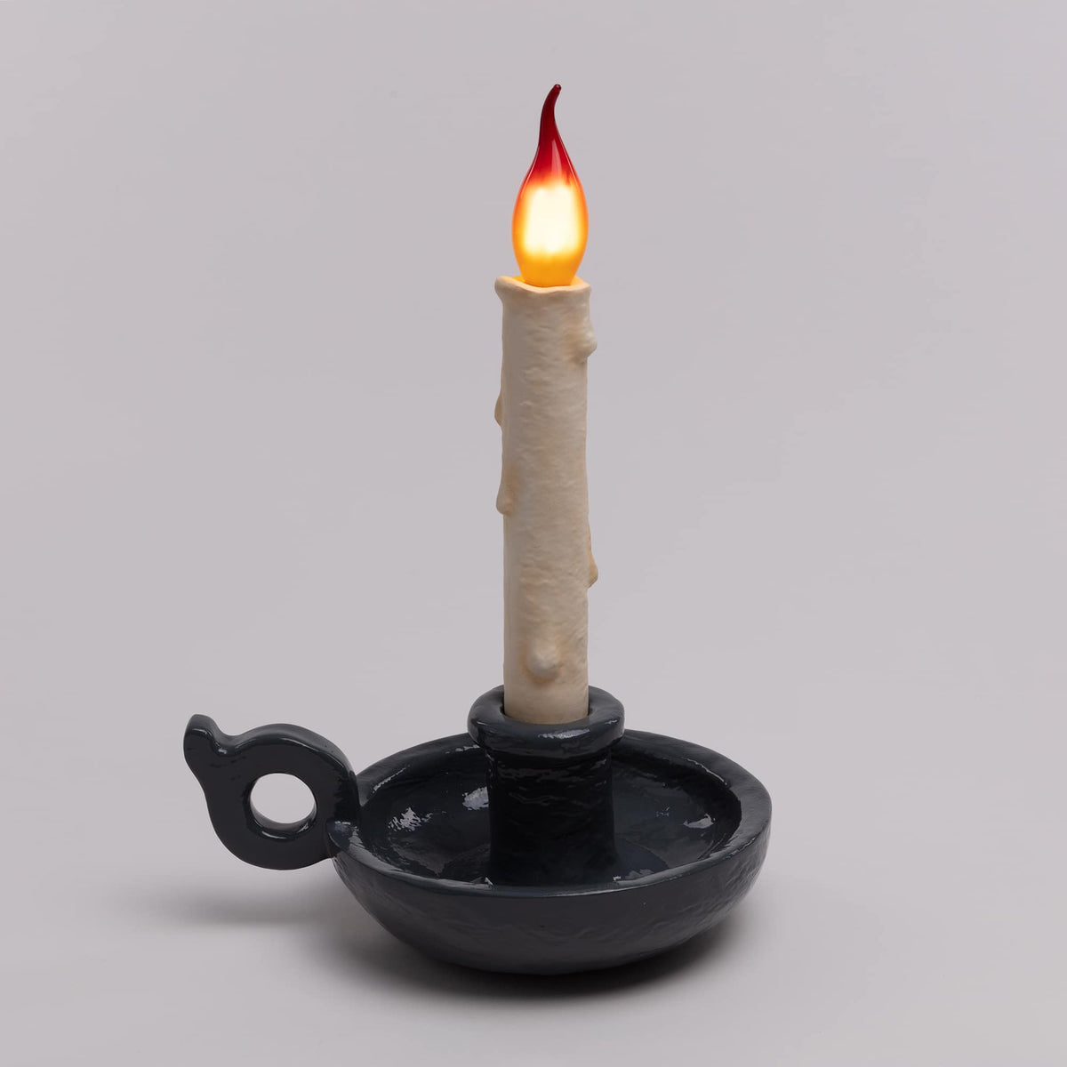 Lampe sans fil Bugia grise de Studio Job - Seletti-vue 3-The Woods Gallery