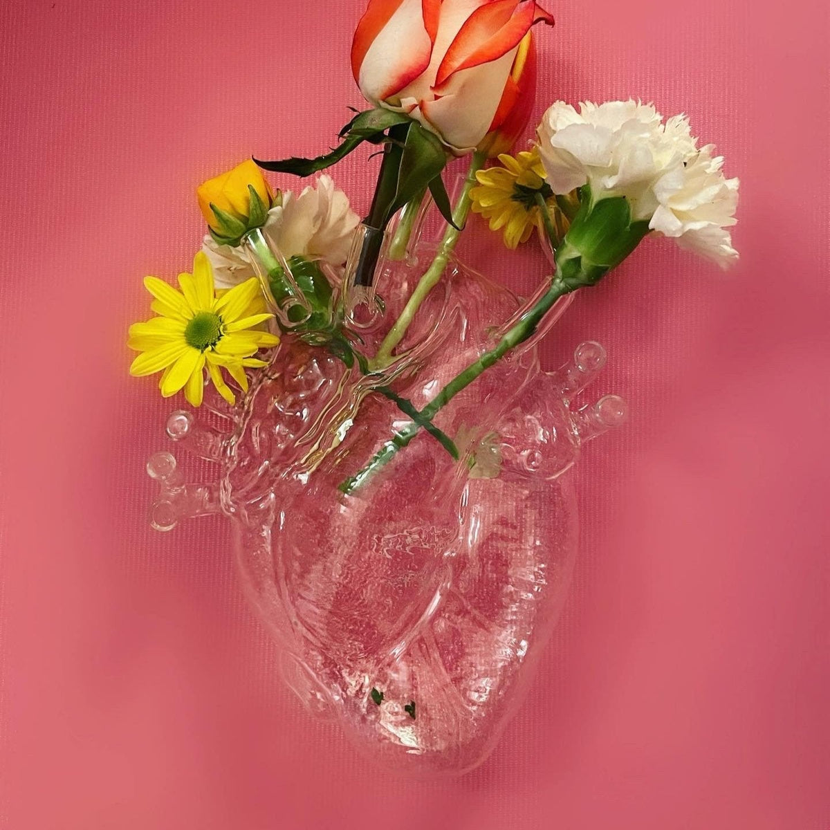 Vase coeur Love In Bloom en verre de Marcantonio - Seletti-vue 10-The Woods Gallery
