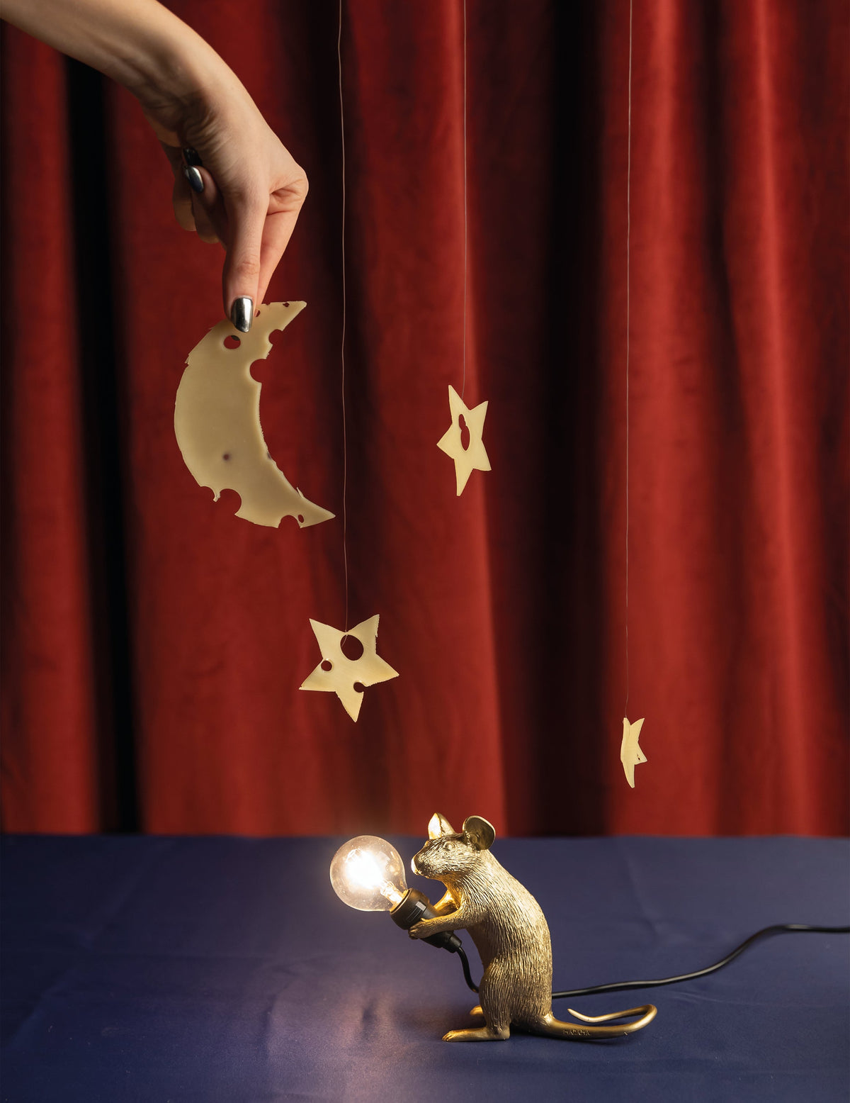 Lampe Mouse Lamp Mac dorée de Marcantonio - Seletti-vue 5-The Woods Gallery