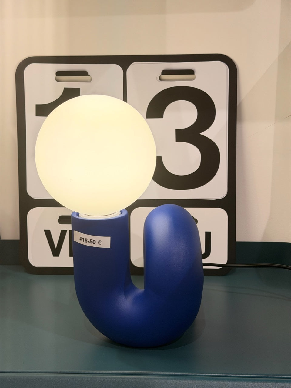Lampe Neotenic S bleue - Petite Friture - modèle d&