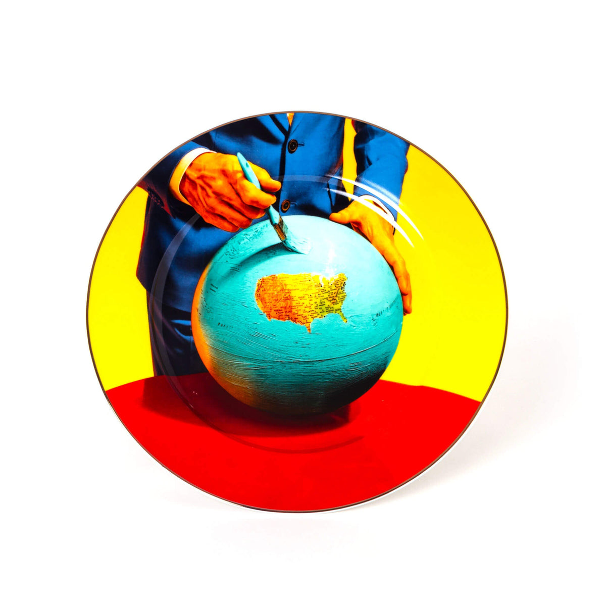 Assiette Globe de ToiletPaper - Seletti-vue 3-The Woods Gallery