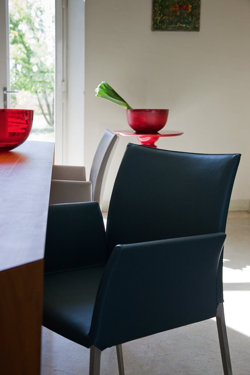 Chaise Lia 2086 de Roberto Barbieri - Zanotta, vue 5 - Zanotta