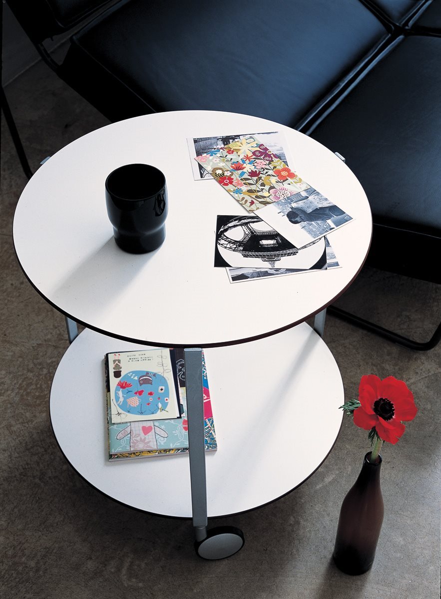 Table à roulettes Girò 635 de Anna Deplano - Zanotta, vue 1