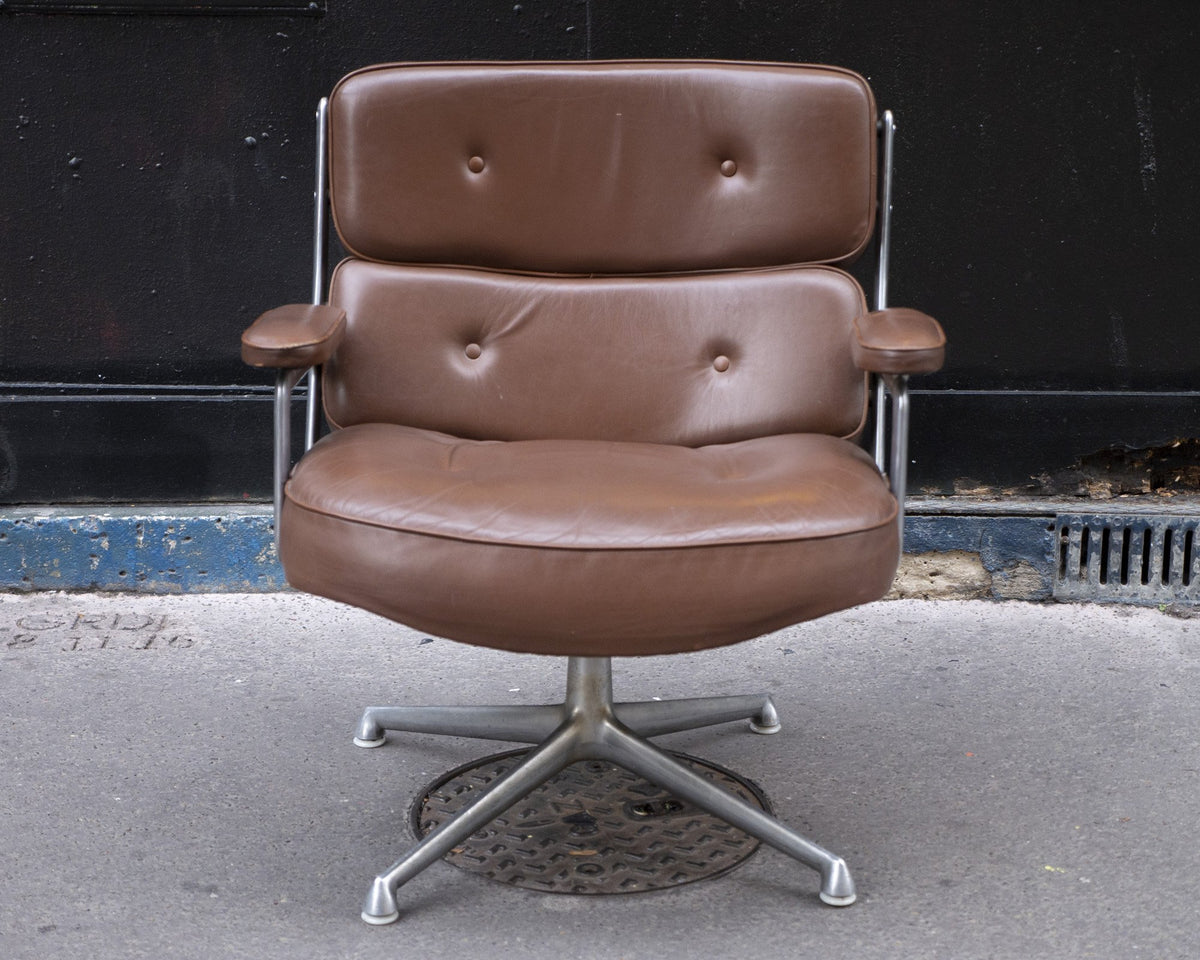 Fauteuil Lobby Chair de Charles & Ray Eames - Herman Miller - Vintage-The Woods Gallery