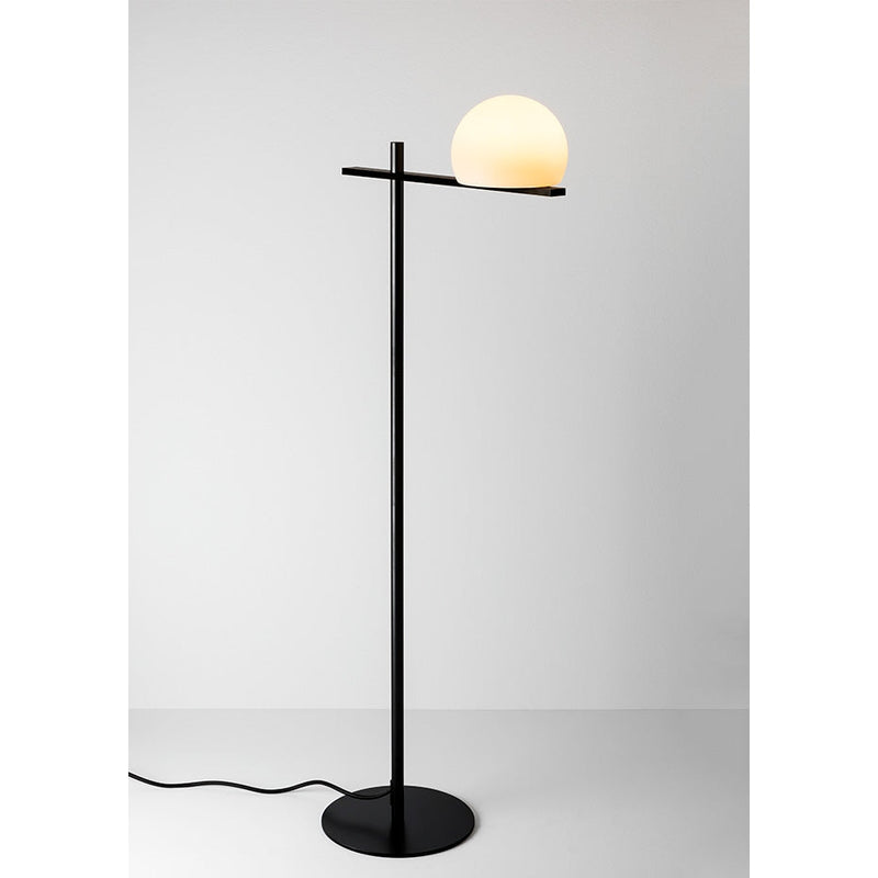 Lampadaire Circ - Estiluz-Noir-Utilisation intérieure-The Woods Gallery