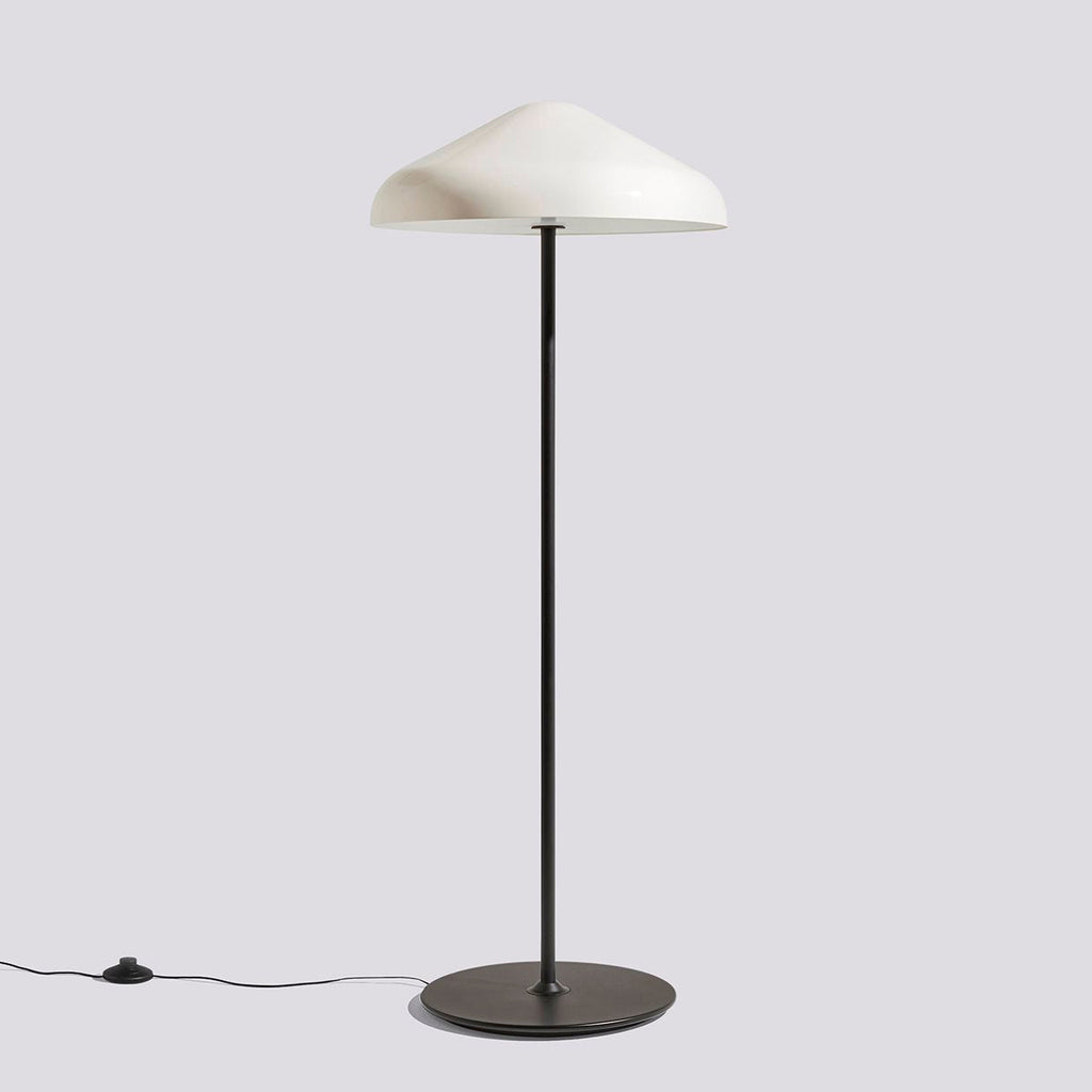 Lampadaire Pao - Hay-Blanc-The Woods Gallery