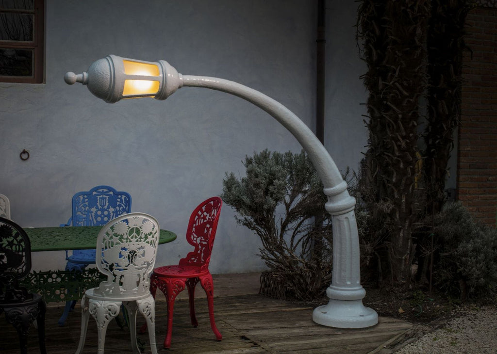 Lampadaire Street Lamp pour l'extérieur de Studio Job - Seletti-Blanc-The Woods Gallery