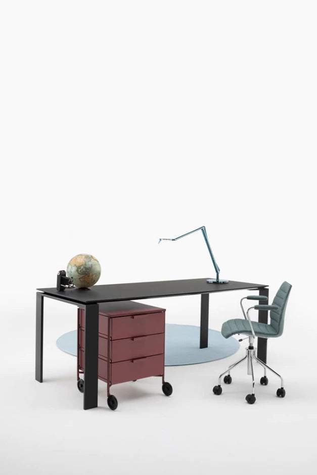 Lampe Aledin Tec - Kartell-Noir-The Woods Gallery
