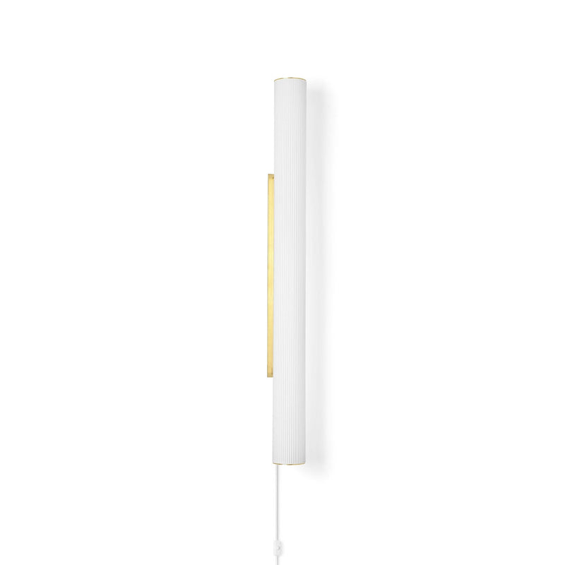 Lampe Vuelta Wall de Trine Andersen - Ferm Living-Blanc-Laiton-Ø: 8.4 x H: 40 cm-The Woods Gallery