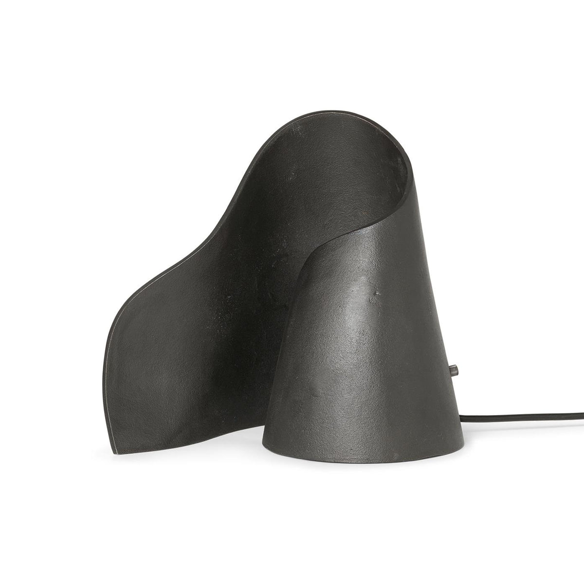 Lampe de table Oyster - Ferm Living-The Woods Gallery