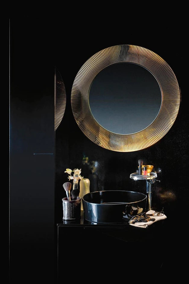 Miroir All Saints avec éclairage de Ludovica + Roberto Palomba - Kartell-Ambre-The Woods Gallery
