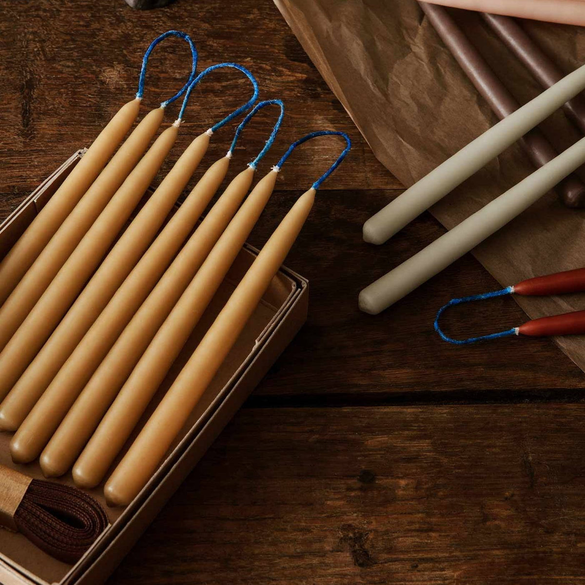Sachet de 8 bougies Dipped Candles - Ferm Living-8 bougies Marron-The Woods Gallery