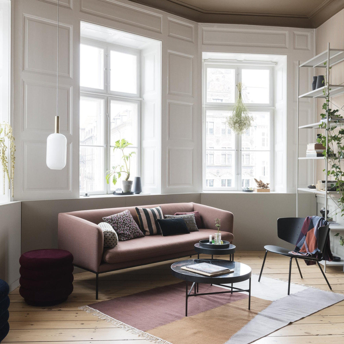 Table basse en marbre noir de Trine Andersen - Ø 70,5 cm - Ferm Living-The Woods Gallery